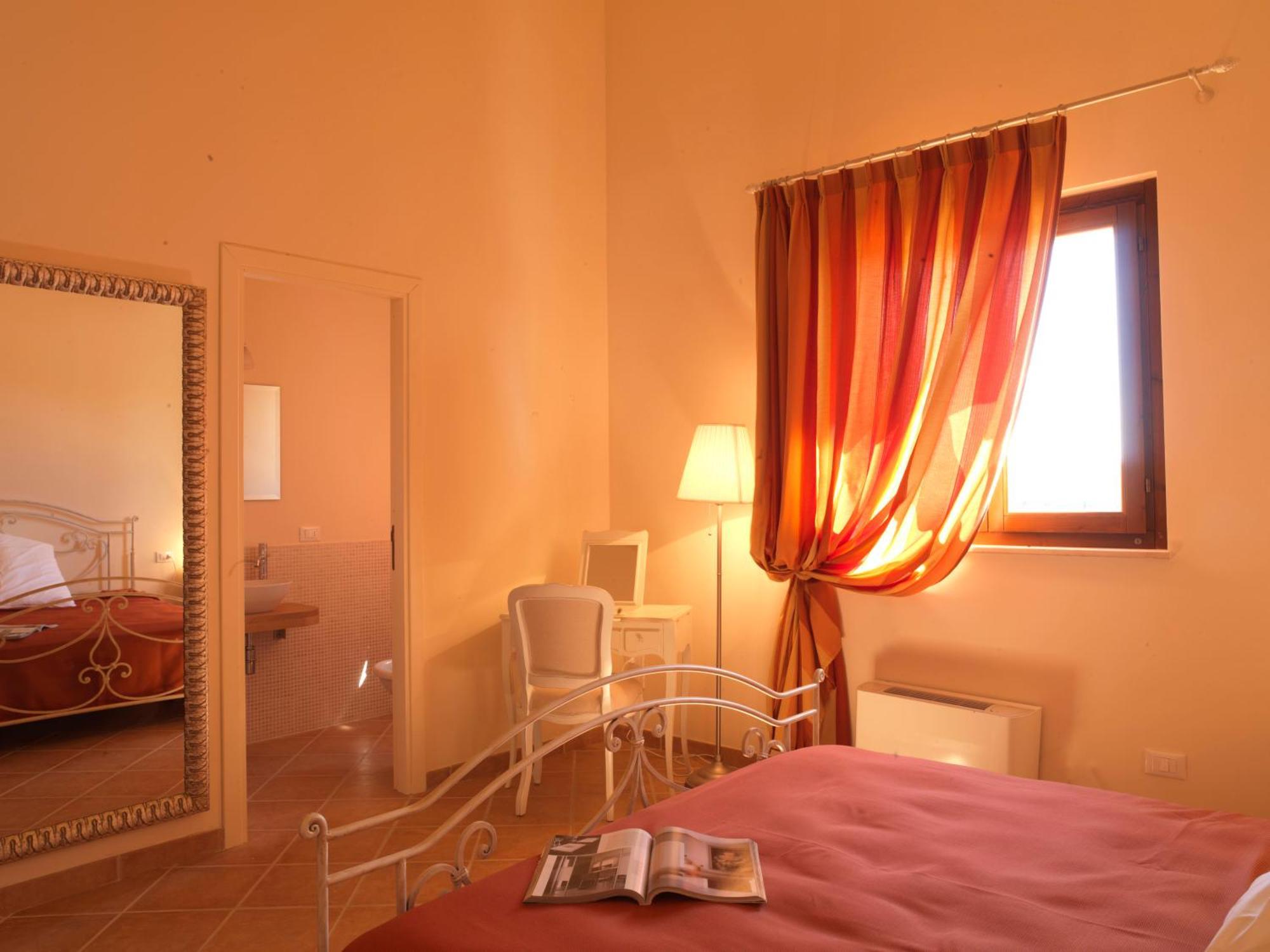 Contado San Lorenzo B&B And Wine Castilenti Exterior foto